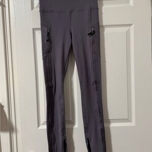 Gray High-Waisted Leggings with Zipper Pockets